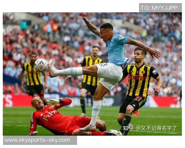 足总杯激战利物浦3-0曼城补时进球引爆全场转会传闻再起